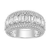 Elegant 14K White Gold Ladies Ladies Ring 3 1/4Ct Round & Emerald Cut Diamonds