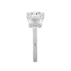 LADIES RING 5CT EMERALD DIAMOND 14K WHITE GOLD (CENTER STONE EMERALD DIAMOND 3CT )