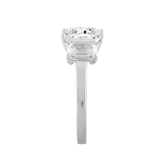 LADIES RING 5CT EMERALD DIAMOND 14K WHITE GOLD (CENTER STONE EMERALD DIAMOND 3CT )