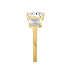 LADIES RING 5CT EMERALD DIAMOND 14K YELLOW GOLD (CENTER STONE EMERALD DIAMOND 3CT )