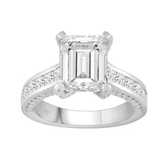 LADIES RING 4 5/8CT ROUND/PRINCESS/EMERALD DIAMOND 14K WHITE GOLD (CENTER STONE EMERALD DIAMOND 3CT )