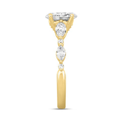 14K YELLOW GOLD 2 1/2CT ROUND/OVAL/MARQUISE DIAMOND LADIES RING (CENTER STONE OVAL DIAMOND 2CT)