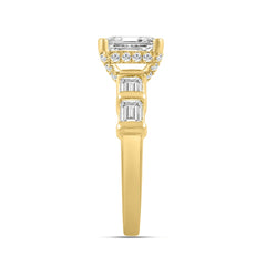 LADIES RING 3 1/4CT ROUND/EMERALD DIAMOND 14K YELLOW GOLD (CENTER STONE EMERALD DIAMOND 2.00CT)