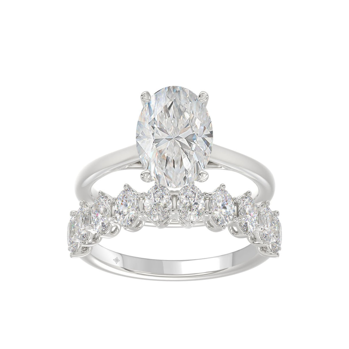 14K WHITE GOLD 4 1/2CT ROUND/OVAL DIAMOND LADIES BRIDAL SET (CENTER STONE OVAL DIAMOND 3.00CT)