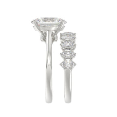 14K WHITE GOLD 4 1/2CT ROUND/OVAL DIAMOND LADIES BRIDAL SET (CENTER STONE OVAL DIAMOND 3.00CT)