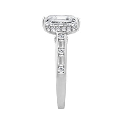 14K WHITE GOLD 3 1/2CT ROUND/BAGUETTE/RADIANT DIAMOND LADIES RING (CENTER STONE RADIANT DIAMOND 3CT)
