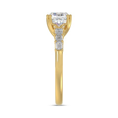 14K YELLOW GOLD 3 1/2CT EMERALD/CUSHION DIAMOND LADIES RING (CENTER STONE CUSHION DIAMOND 3CT)