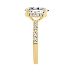 14K YELLOW GOLD 3 1/2CT ROUND/OVAL DIAMOND LADIES RING (CENTER STONE OVAL DIAMOND 3CT)