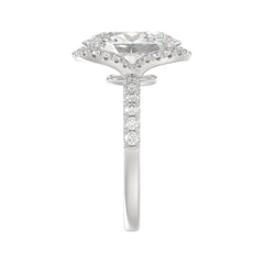 14K WHITE GOLD 4 1/2CT ROUND/OVAL DIAMOND LADIES RING (CENTER STONE OVAL DIAMOND 4.00CT &amp; Color F-G Clarity VS1/VS2)